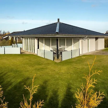 Luxury Near - Three-bedroom Feriehus
