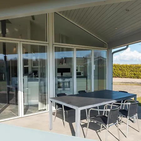 Luxury Near - Three-bedroom Feriehus